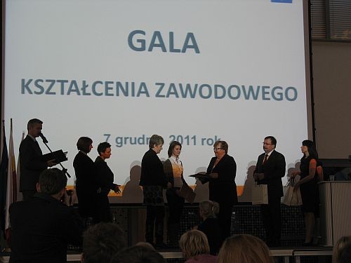 9gala.jpg