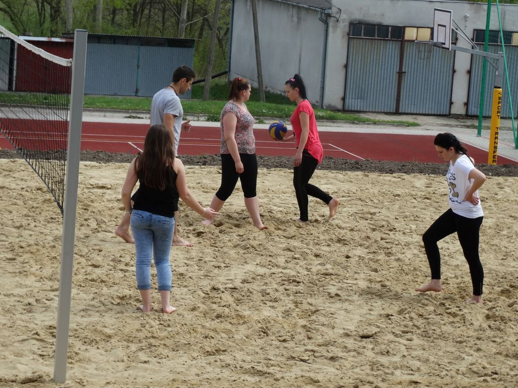 Boisko wielofunkcyjne i plażowe