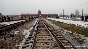 Niezapomniana lekcja historii - wycieczka do Auschwitz –Birkenau